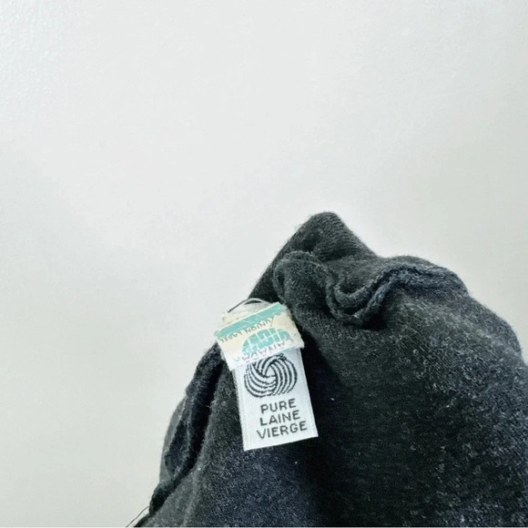 Holt Renfrew Anne Klein Vintage Wool Midi Pull On Skirt - Picture 8 of 12